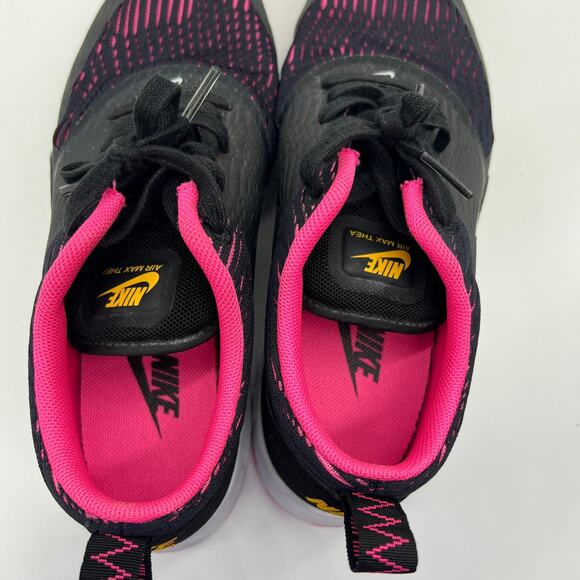 Nike Women's Athletic Shoes Size 6 US Black Pink - Picture 8 of 15